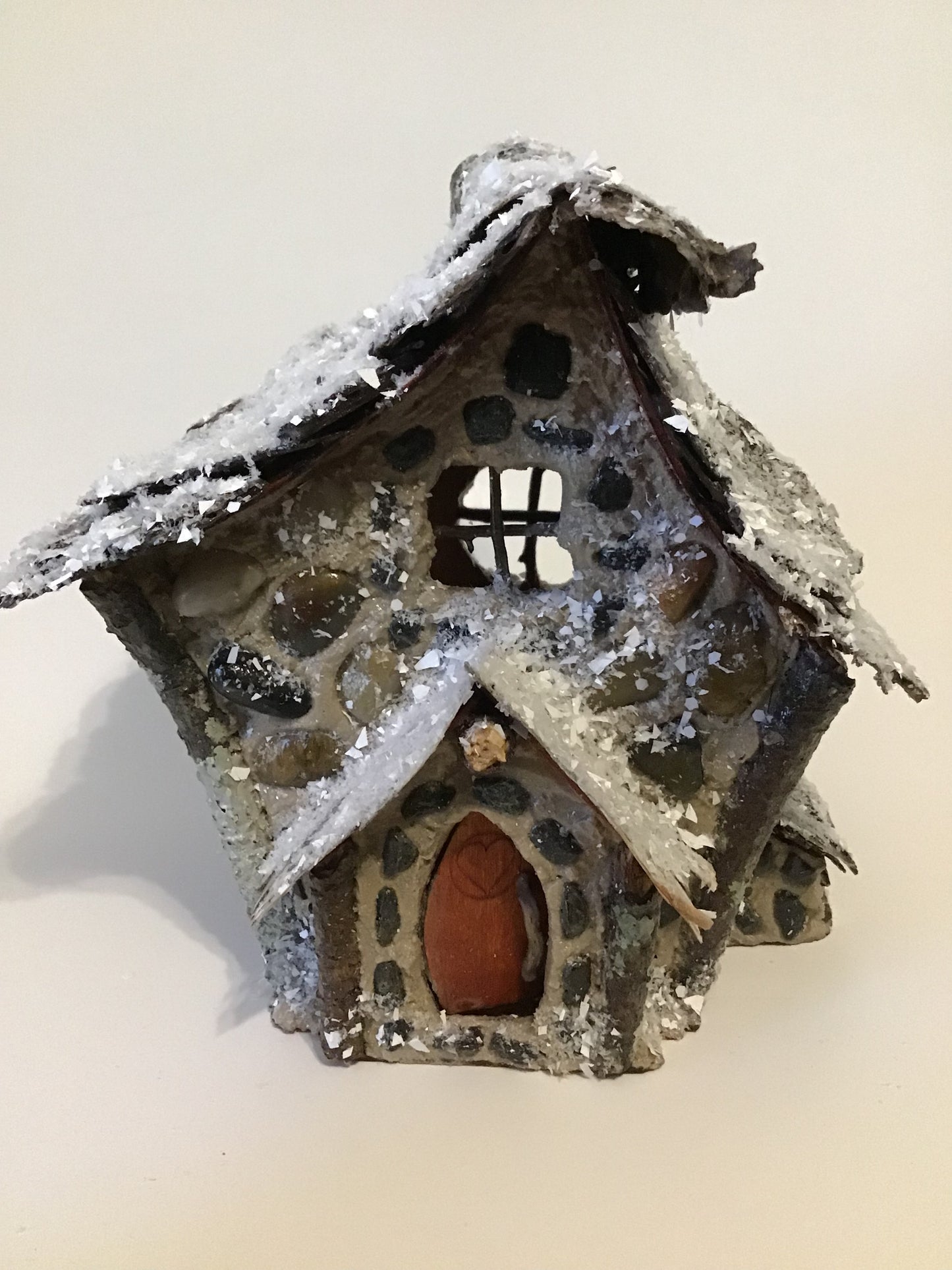The Frost Pedal Cottage Fairy House, Hand-Made, Stone, Pine Bark, Artificial Snow, Charming Home and Garden Decor, #CM25-023