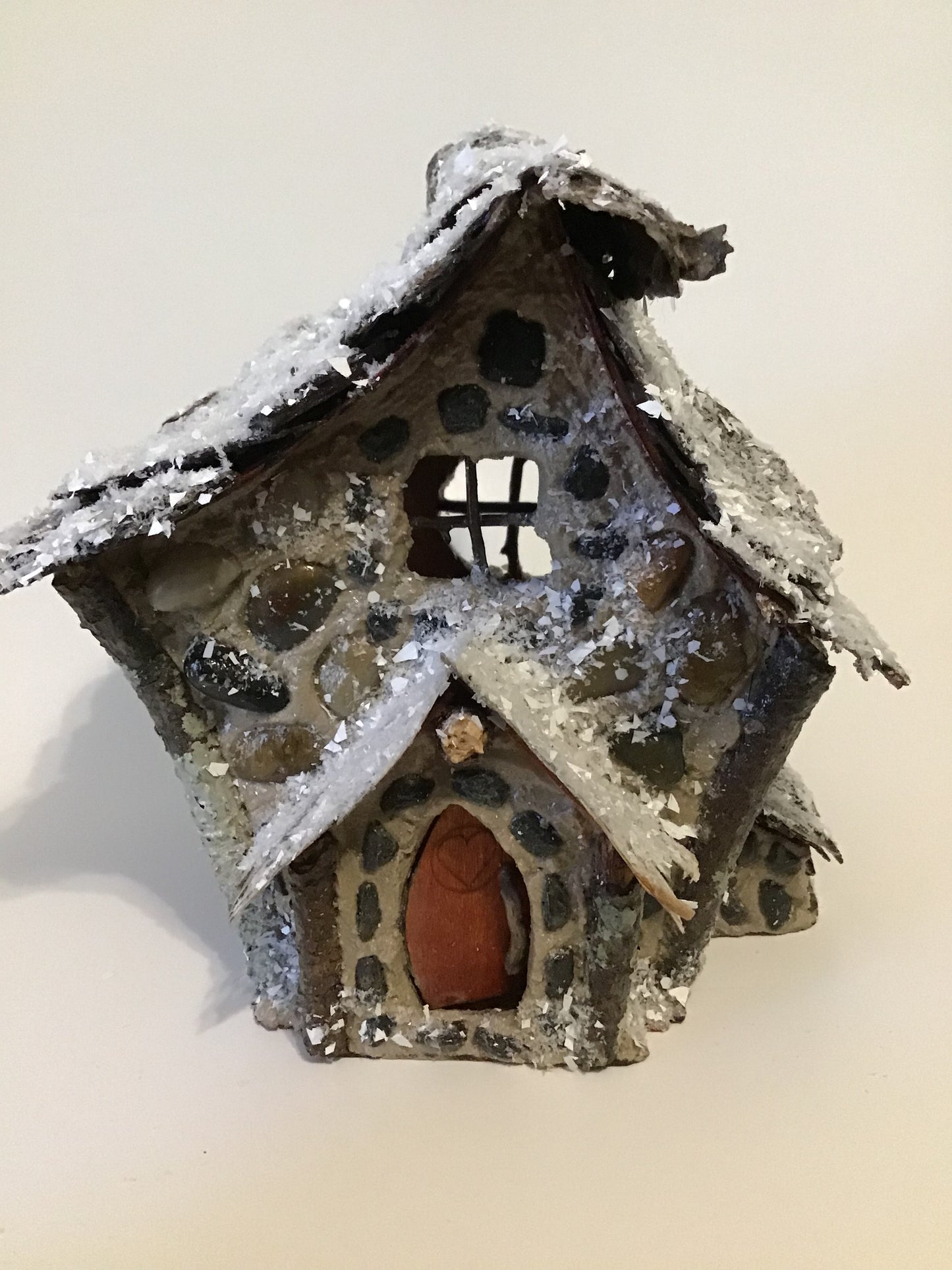 The Frost Pedal Cottage Fairy House, Hand-Made, Stone, Pine Bark, Artificial Snow, Charming Home and Garden Decor, #CM25-023